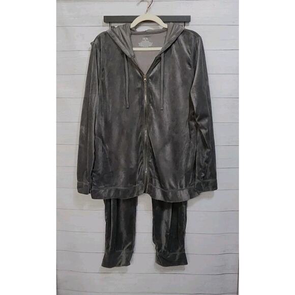 HUE Women's Gray Velour Lounge Set~Size XL (18/20) - Picture 1 of 15